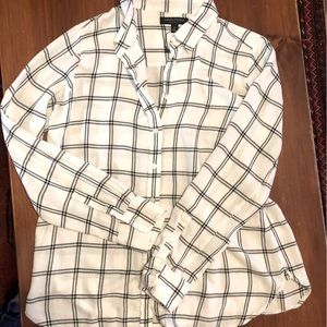 Perfect fall flannel! Cute and trendy!